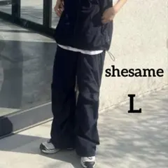 shesame シーセム　膝タック　ナイロンパンツ　Lサイズ ブラック