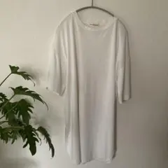 お値下げ！　INED オーバーサイズtシャツ ホワイト　　コットン 100%のサムネイル