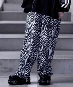 Item thumbnail for item 262bf598-f0db-4337-b1e8-7487c1eec66a