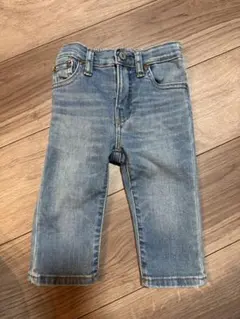 Item thumbnail for item 8c7d7817-ce13-40c1-8f53-803d4afcbcbe