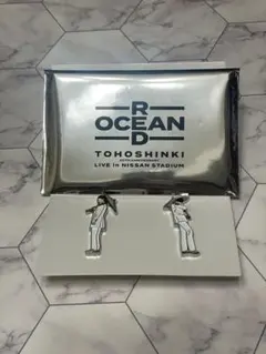 東方神起 RED OCEAN 日産スタジアム 銀テープ - メルカリ