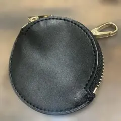 ブラックレザー調　円形コインケース　ゴールド