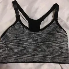スポーツブラ