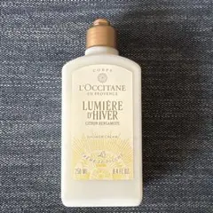 L'Occitane ルミエール ディヴェール シャワークリーム 新品未使用のサムネイル