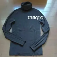UNIQLO リブタートルネック