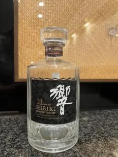 Hibiki 響21 年⭐︎ウイスキー ⭐︎空瓶⭐︎ 響21年空瓶1本のみSUNTORY HIBIKI｜Yahoo!フリマ（旧PayPayフリマ）