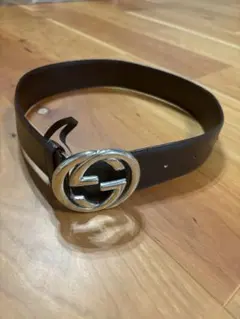 GUCCI 茶系　レザー ベルト　レディース