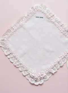 【未使用】春色ピンク レース タオルハンカチ 裏ガーゼ 薄手