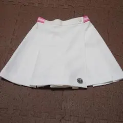 テニスウェア、スコート