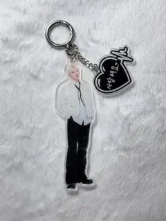 [ペン卒] TREASURE アクリルキーホルダー ジョンファン