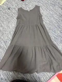 ノースリーブ ティアードワンピース グレー