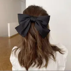 新品ビッグリボン バレッタ ヘアアクセサリー　ハロウィン　コスプレ　ロリータ黒色のサムネイル