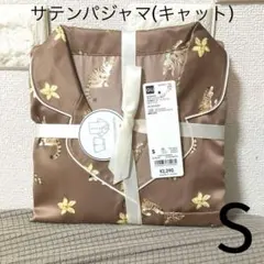 GU サテンパジャマ(半袖&ショートパンツ)(キャット)S