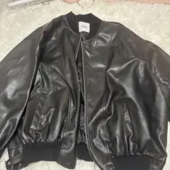 GYDA ブラックレザーボンバージャケットのサムネイル