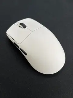 ATK VXE R1 Pro Max ホワイト