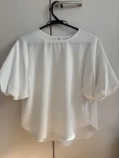 GU ホワイト パフスリーブ ブラウス