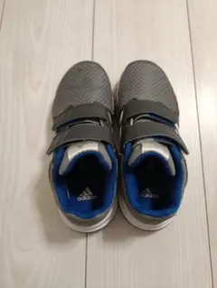 adidas グレー/ブルー スニーカー 19cm