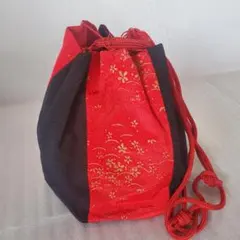 【美品】和風巾着バッグ 赤　浴衣　振袖　訪問着