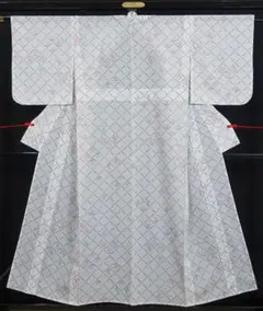 美品［ 小紋/絽 ］ポリエステル　白　花柄　夏着物　薄物　盛夏　洗える　洗濯 夏物 洗える夏のきもの絽 Sサイズ 小紋 小花模様 ポリエステル 12680