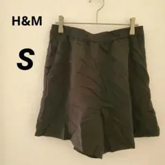 H&M 黒 シンプル ショートパンツ【S】軽量 通気性
