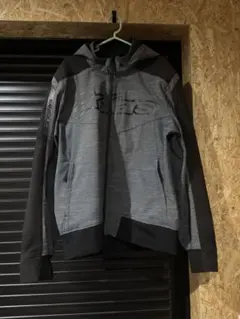 WINDSTOPPER HOODIEのサムネイル