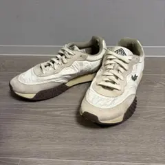 ラコステ　スニーカー