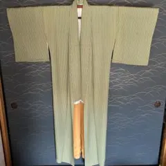 正絹小紋 縦縞柄　上品で合わせやすいお着物　美品！