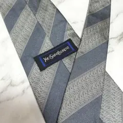 Yves Saint Laurent ネクタイ ストライプ グレー YSL