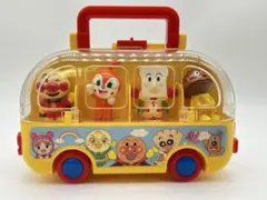 アンパンマン ミュージアムバスとフィギュア8体セット　廃盤
