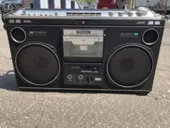 【ジャンク品】HITACHI TRK-8050 ステレオラジカセ 昭和レトロ ジャンク品】HITACHI TRK-8050 ステレオラジカセ 昭和レトロ
