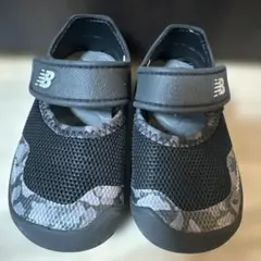 New Balance カモフラージュ　ベビー　サンダル 13cm