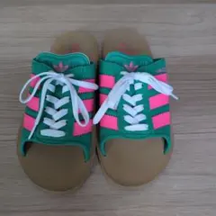 adidas originals ガゼル ビーチ スライド 24.5cmのサムネイル