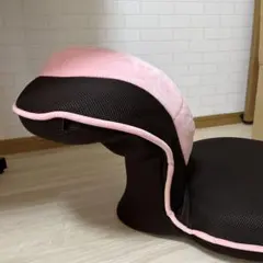 背筋がGUUUN美姿勢座椅子　ゲーミングチェア