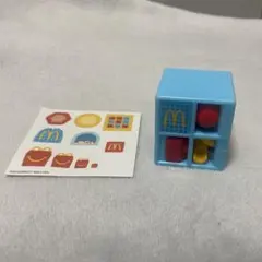 ハッピーセット　ミニチュアマクドナルド　プレイプレイス　ステッカー付き