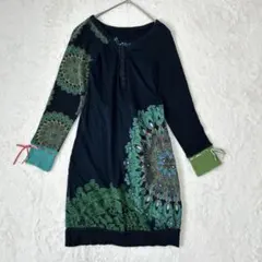 個性的 ひざ丈ワンピース