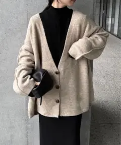 オーバーカーディガン