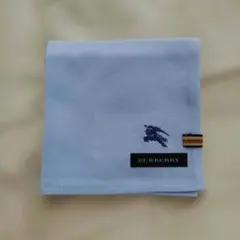 BURBERRY ハンカチ ニット素材 ライトブルー 刺繍 サイドタグのサムネイル