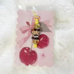 日焼けキティ　ミニチャーム