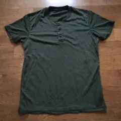 ユニクロ　ポロシャツ