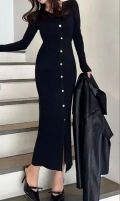 RESEXXY ゴールドボタンタイトニットワンピース　完売品　ブラック