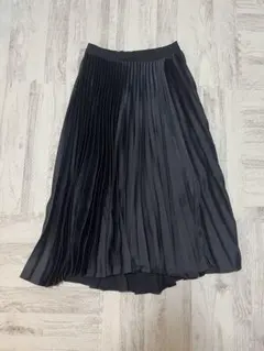 ユニクロ　theory プリーツラップスカート