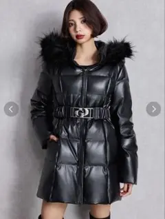 GDベルト付きフェイクレザーロングダウンコート