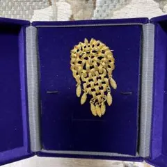 ゴールド 模様 ブローチ アンティーク ヴィンテージ