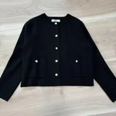 ミラノリブ金ボタンニットカーディガン　エンブレムボタン