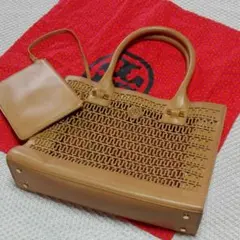 Item thumbnail for item 20b708af-d618-4a4c-9795-f98f3c21321c