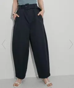 【週末限定1000円OFF】adam et rope カルゼコクーンパンツ　38