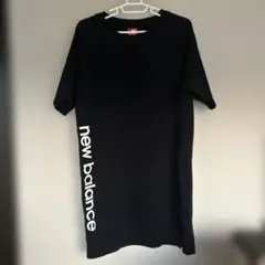 New Balance 半袖 Tシャツ ブラック ロゴプリントのサムネイル