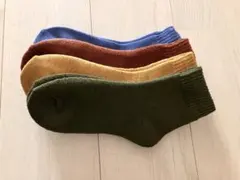 送料込　新品未使用　裏起毛あたたかいソックス4足セット　サイズ：23〜25