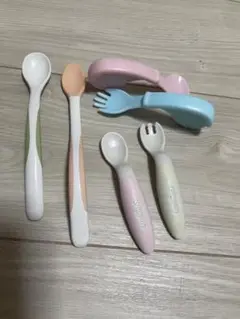 ベビー用カラフル食器セット