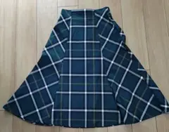 しまむら　グリーンチェック フレアスカート Mサイズ
